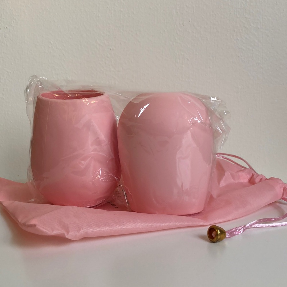 Light Pink Silicone Wine Glasses Set by Odeme